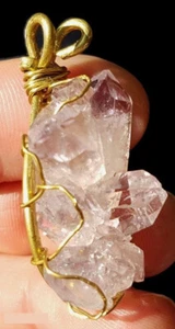 11,02g Pendentif Améthyste brute cristaux bi-terminés en grappe chatoyante RARE - Imagen 1 de 7