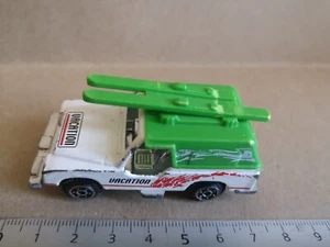 SKI VACATION CAR (SKI BROKEN) VEHICULE MINIATURE M58 - Imagen 1 de 1
