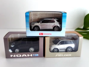 TOYOTA NOAH COROLLA FIELDER Auto estraibile, DAIHATSU ROCKY auto in miniatura, Giappone - Foto 1 di 24