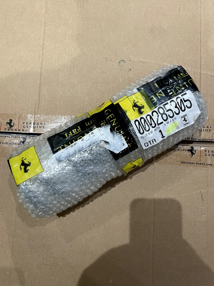 FERRARI California / T  Front Road Spring # 285305 - Image 1 of 1