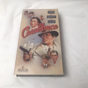Casablanca VHS Tape Humphrey Bogart Ingrid Bergman - Picture 1 of 4
