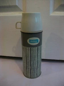 Montgomery Ward Hawthorne Pinta Thermos Grigio/Bianco 9,75" Alto-King Seeley Tazza/Coperchio - Foto 1 di 7