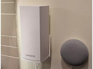 Wall Shelf Bracket Mount for Linksys Atlas Pro 6 MX5500 AX5400 Mesh WiFi Router - Afbeelding 1 van 10