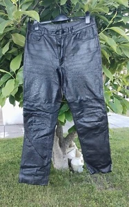 Schwarze Herren Hose Lederhose Motorradhose von World of Mans Fashion Größe 33  - Bild 1 von 9