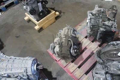 2008 KIA SORENTO 4WD Transfer Case OEM Used 143K Miles Part #473004C111 Foto 1 de 4