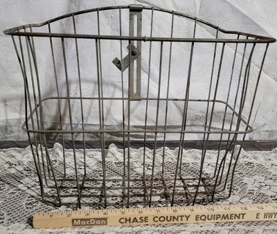 Cesta de bicicleta Wald vintage de alambre trasero con soporte Foto 1 de 4