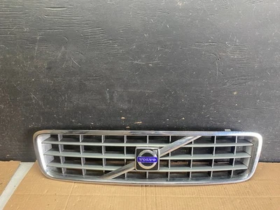 Parrilla superior delantera OEM Q0595 DG Volvo XC90 2003 a 2013 Foto 1 de 4