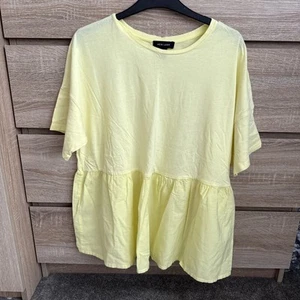 New look pale yellow short sleeve peplum t-shirt top size 12 - Picture 1 of 2