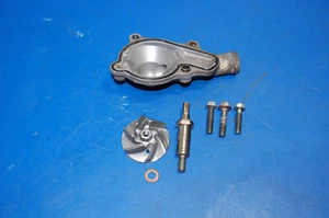 2007 02-08 CRF450R OEM WATER PUMP IMPELLER DRIVE SHAFT COVER 19241-MEB-670 - Bild 1 von 10