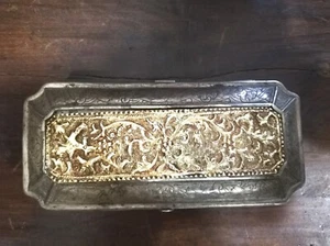 INDONESIA INDONESIAN TOBACCO BOX ENGRAVED GOLD PLAQUE sumatra 18-19 th cent - Imagen 1 de 6