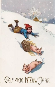 Schweine laufen lose, nachdem Kind im Schnee gefallen ist Vintage Schwein Postkarte - Bild 1 von 2