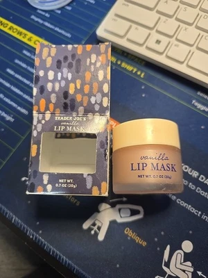 Mascarilla labial Trader Joe’s vainilla 0,7 OZ nueva en caja hidrata y calma los labios secos Foto 1 de 4