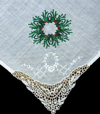 Vintage Embroidered CHRISTMAS WREATH Handkerchief**#27 - Image 1 of 2