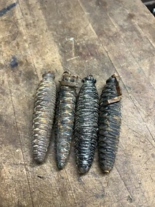 Antiguo reloj de cuco vintage de la Selva Negra Mi Ken hierro fundido bellota pesas lote de piezas - Imagen 1 de 12