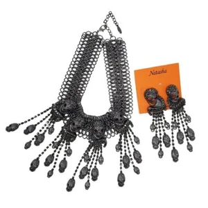 Natasha Gothic Rhinestone Gun Metal Skull Statement Necklace & Earrings Set - Bild 1 von 10