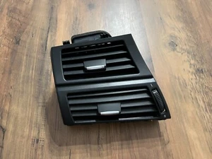 Parrilla de ventilación de aire delantera izquierda original BMW X5 E70/E70 LCI X6 E71 E72 64227161803 - Imagen 1 de 12