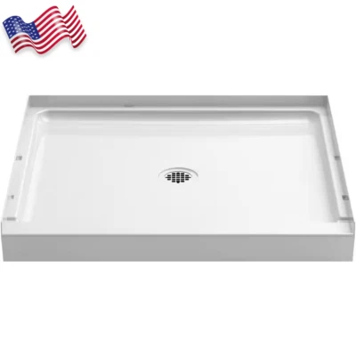 Base de plato de ducha de drenaje en blanco 36 pulgadas X 34 in. Centro de umbral único Foto 1 de 4