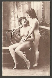 Photo Postcard Beautiful Sensual Couple Lesbian Women Nude Size 5 1/2" x 3 1/2" - Picture 1 of 2