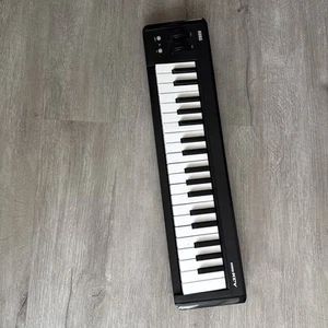 Korg MicroKEY 37 USB MIDI Keyboard Controller 37-Key - Picture 1 of 7