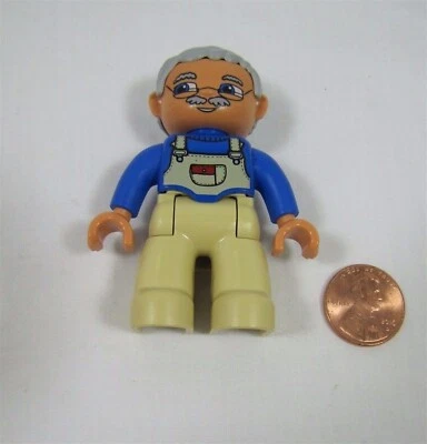 Lego Duplo Abuelo Abuelo 2.5" Figura Pelo Gris y Gafas Mono Granjero Foto 1 de 2