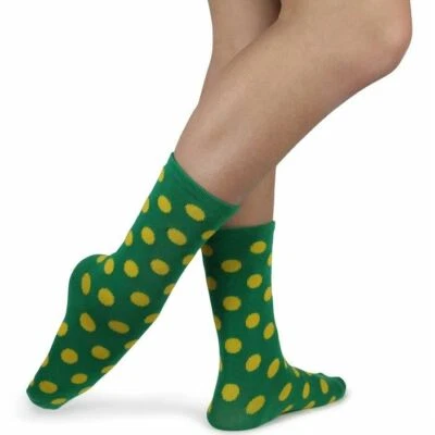 Calcetines de vestir con lunares de padrinos de boda Spotlight/portador de anillos Foto 1 de 4