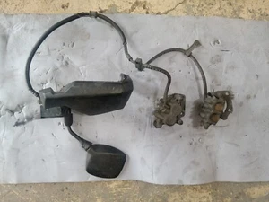 Cilindro maestro de freno delantero DL650 Vstrom usado OEM, pinzas, manguera, espejo retrovisor - Imagen 1 de 5