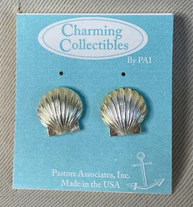 Charming Collectibles By PAI Seashell Stud Earrings Gold Silver Tone NEW Beach - Picture 1 of 2