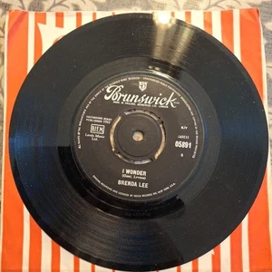 BRENDA LEE "I WONDER" 45 RPM VINYL SINGLE 1963 VG+ - Picture 1 of 2