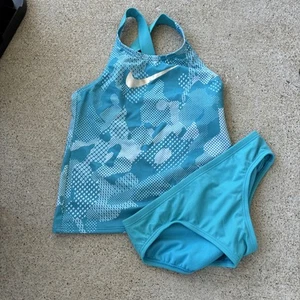 Girl's Nike 2 Piece Tankini Swimsuit Size Small/8 - Picture 1 of 4