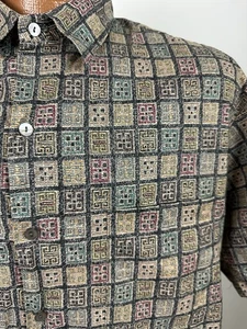 Vintage Tori Richard Shirt Men Medium Hawaiian Cotton Lawn Geometric Check Tiki - Picture 1 of 17