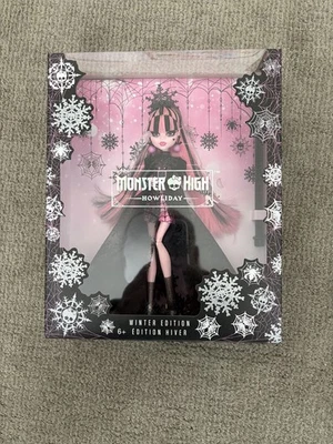 Monster High Howliday Winter Edition Draculaura Doll Limited Ed. Holiday - Image 1 of 2