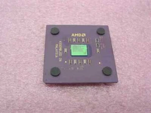 AMD Duron 700Mhz/100/64/1.6V Socket A CPU Processor D700AUT1B - Picture 1 of 3