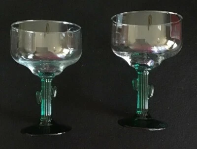 Juego De Colección De 2 Vasos De Margarita De Vidrio Mexicano Soplado A Mano Cactus Verde Foto 1 de 4