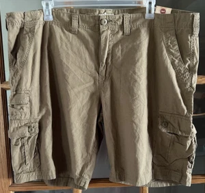 Neu mit Etikett Urban Pipeline Herrenshorts 48 hellbraun Cargotaschen längere Länge Shorts - Bild 1 von 5