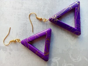 Geometric Triangle Earrings 80s CHOOSE Purple Red & Gold-drizzle 70s 90s Party - Picture 1 of 12