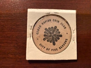 Vintage wooden token C.S.N.S. 43rd Convention Cedar Rapids Coin Club 1982 - Picture 1 of 3