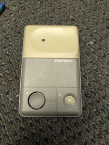Abridor de puerta de garaje Craftsman 53687 botón de pared de 3 funciones - Imagen 1 de 2