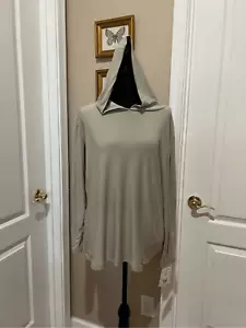 NWT Faded Green Real Essentials hoodie - Picture 1 of 5