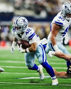 Deuce Vaughn Running Action Dallas Cowboys 8x10 NFL Football Foto - Bild 1 von 1