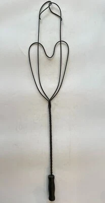 Vintage Rug Beater Wire Wood Primitive Country Farmhouse 34" Folk Art - Image 1 of 4