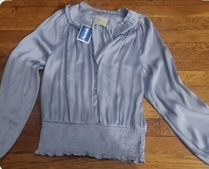 blouse for women - Picture 1 of 5