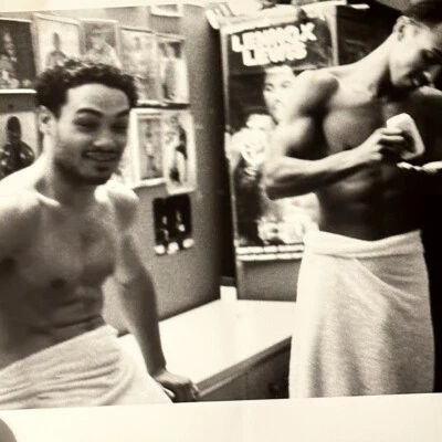 Photograph Silver Gelatin Print Janine Gordon Signed 20x24" B/W Boxing Gleasons - Image 1 of 4