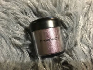 MAC Cosmetics Deep Purple Pigment Neu 0,26 oz Neu - Bild 1 von 3