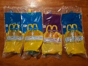 BRANDNEU Dinosaurier TV Show Dino-Motion Happy Meal Spielzeug McDonald’s Menge 4 1992 - Bild 1 von 8