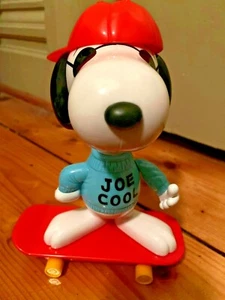 AUSTRALIA COOL SKATER BOY SNOOPY GENUINE Happy Meal figure toys McDonalds 2000 - Picture 1 of 2