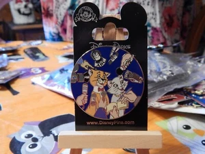 DISNEY PIN ARISTOCATS HOLLYWOOD HTF - Picture 1 of 3