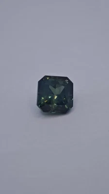 2.20 Carat Natural Teel Sapphire Heated Eye-clean origin madagascar Gemstones - Image 1 of 4