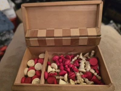 Сборник шахмат и шашек со складной шахматной доской и коробкой для хранения - Изображение 1 из 4