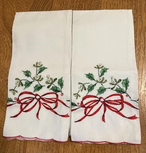 2 Vintage handbestickte Gäste Geschirrtücher Weihnachten Stechpalme Beeren Band Neu aus altem Lagerbestand - Bild 1 von 4