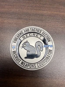 NYPD Challenge Coin Firearms & Tactics Secret Squirrel - Bild 1 von 2